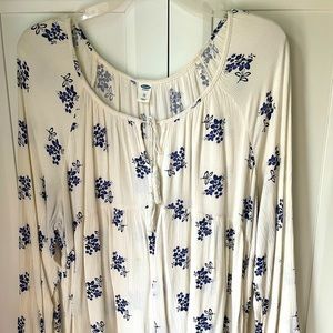 Old Navy 100% Rayon top